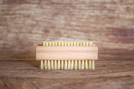 Brosse à ongle en hêtre et agave  